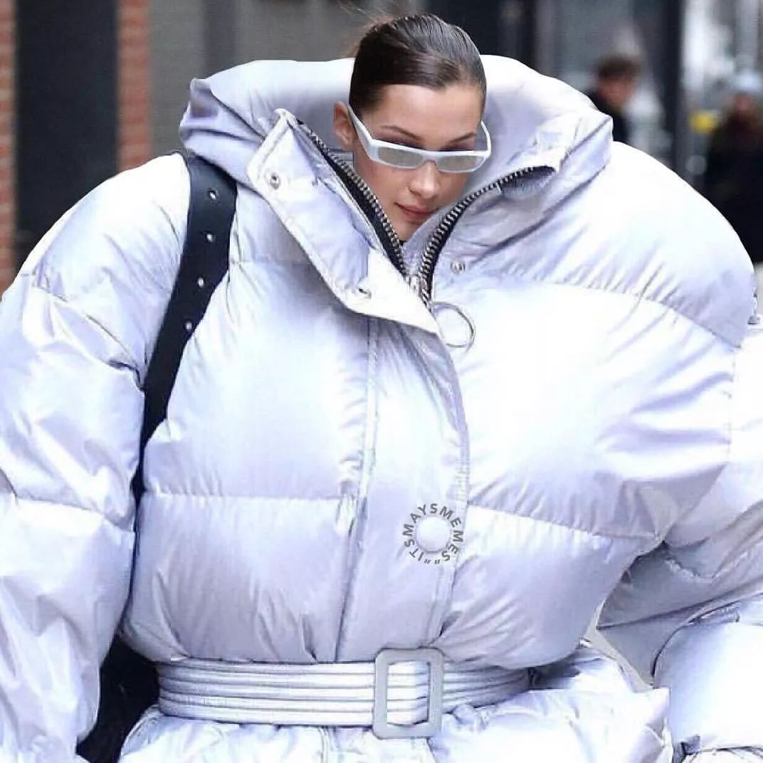 ugg绒绒包,ugg出过透明雪地靴吗