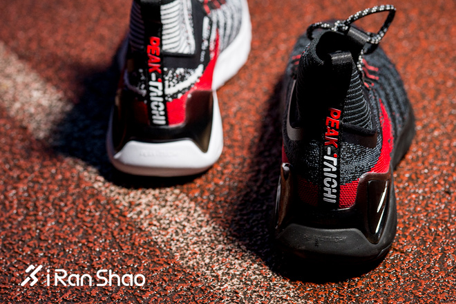 跑鞋匹克态极6.0,匹克全掌碳板跑鞋测评