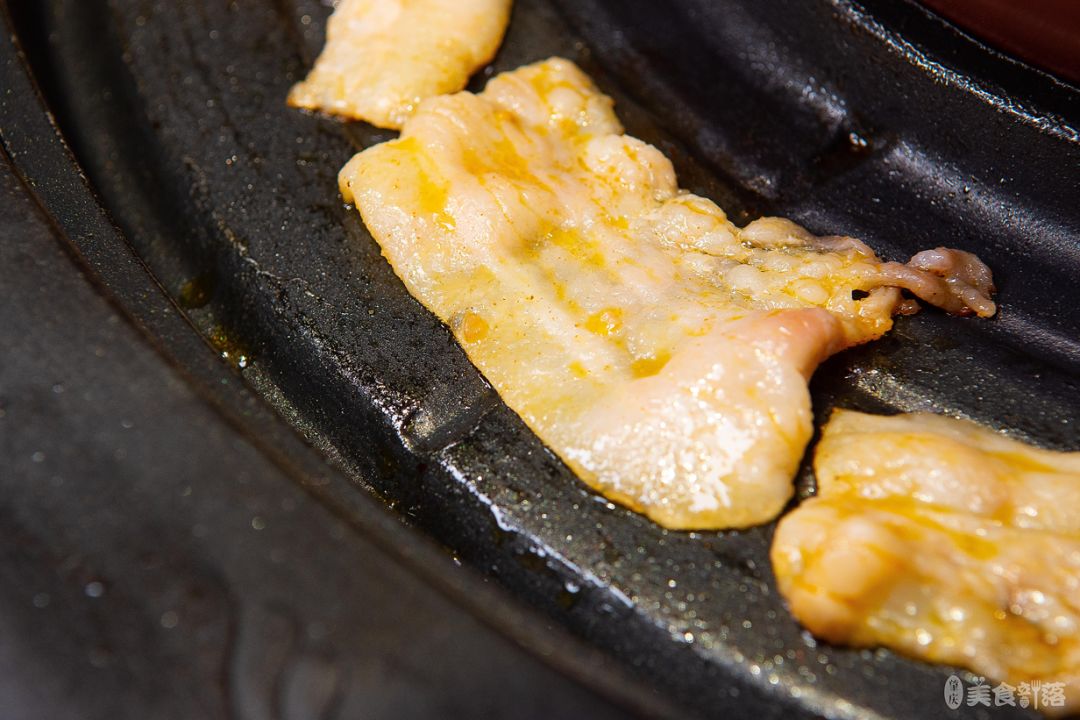 烧烤火锅一体无烟锅,烧烤火锅一体锅美食