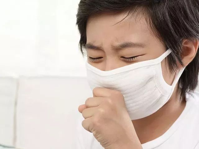 抑菌除螨喷雾日本进口,热销日本花王衣物除异味静电喷雾