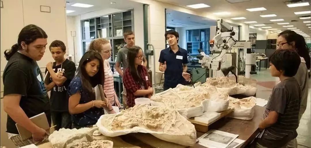 故宫文创再出爆款皇家御用,故宫文创火到什么程度了