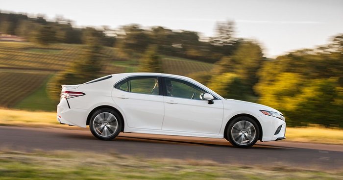 2.5l的凯美瑞值不值得买,广汽丰田凯美瑞中级车怎么样