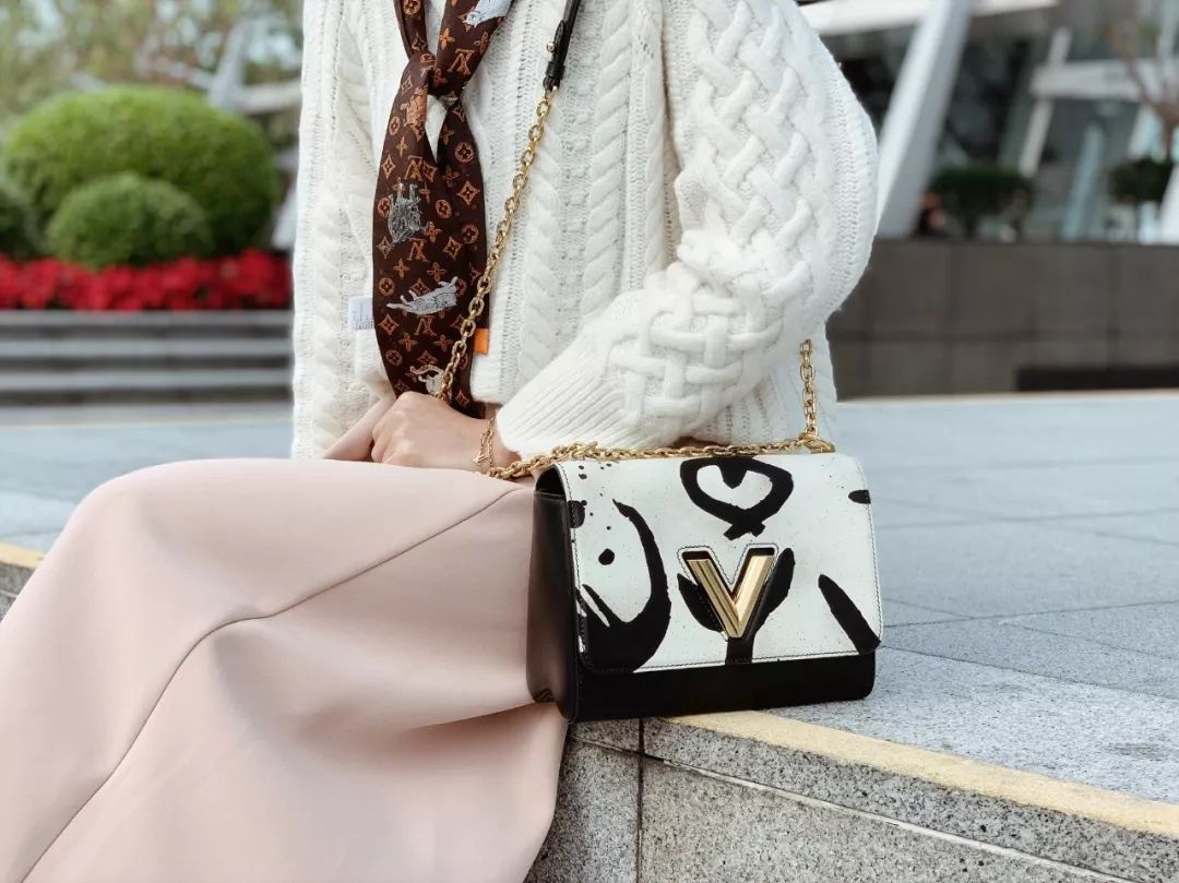 *服私**｜穿越三个城市，记录我的一周穿搭～