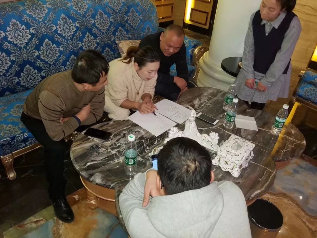 错过这条微信,你就错过了猛料、20万元、翡翠珠宝……