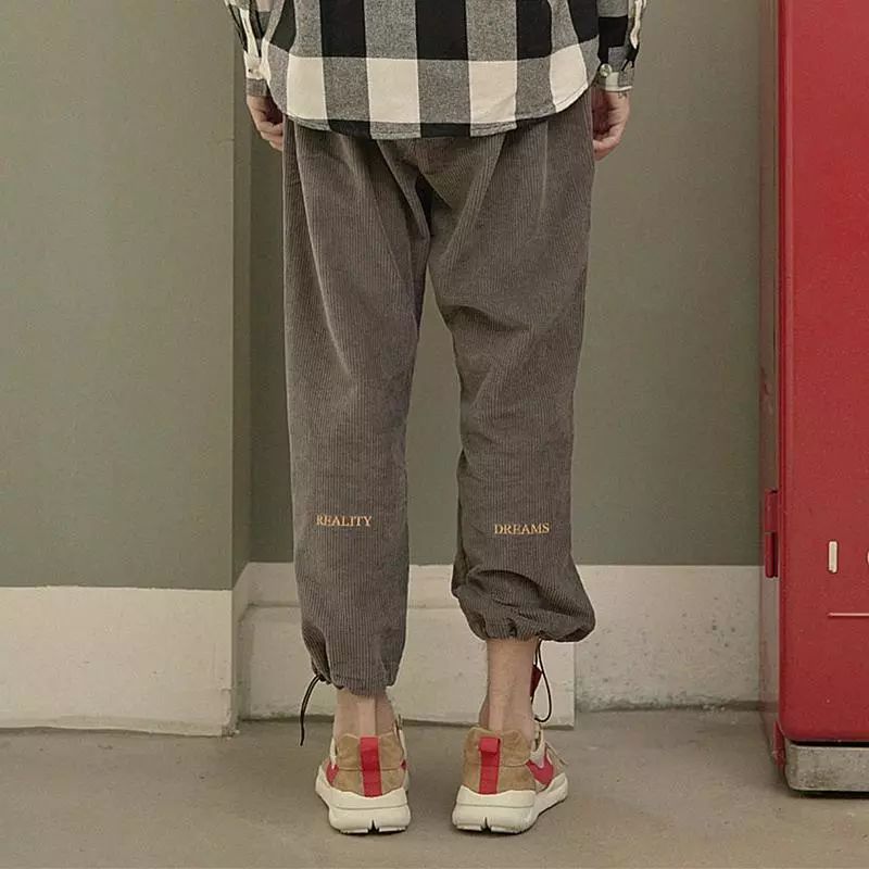 aj1体育画报49.5,aj1体育画报对比黑红