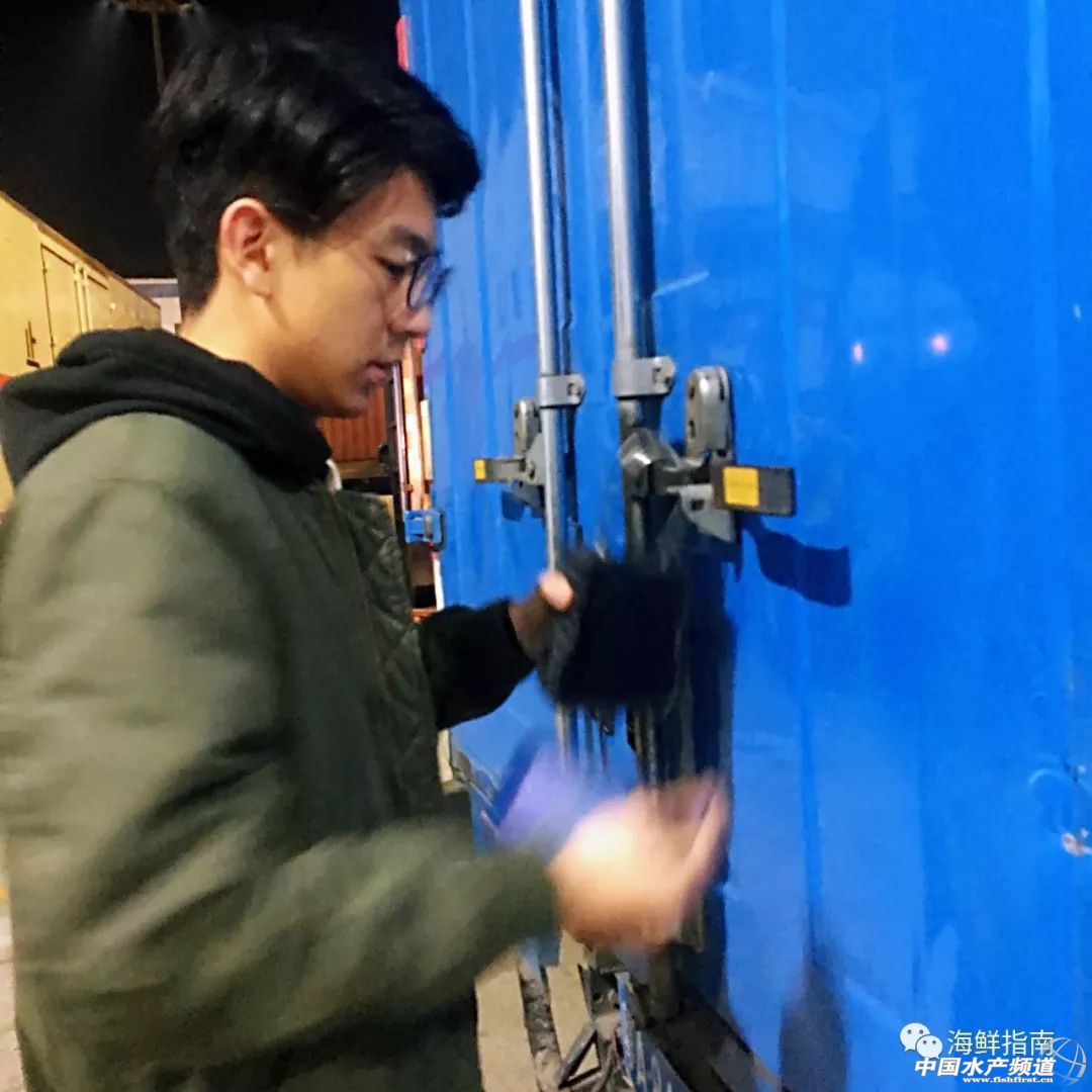 进口的三文鱼是新鲜的还是冷冻的,正宗挪威三文鱼购买渠道