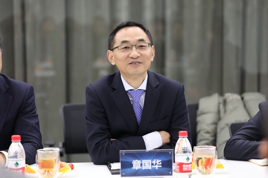 51信用卡牵手光大银行重构金融服务模式