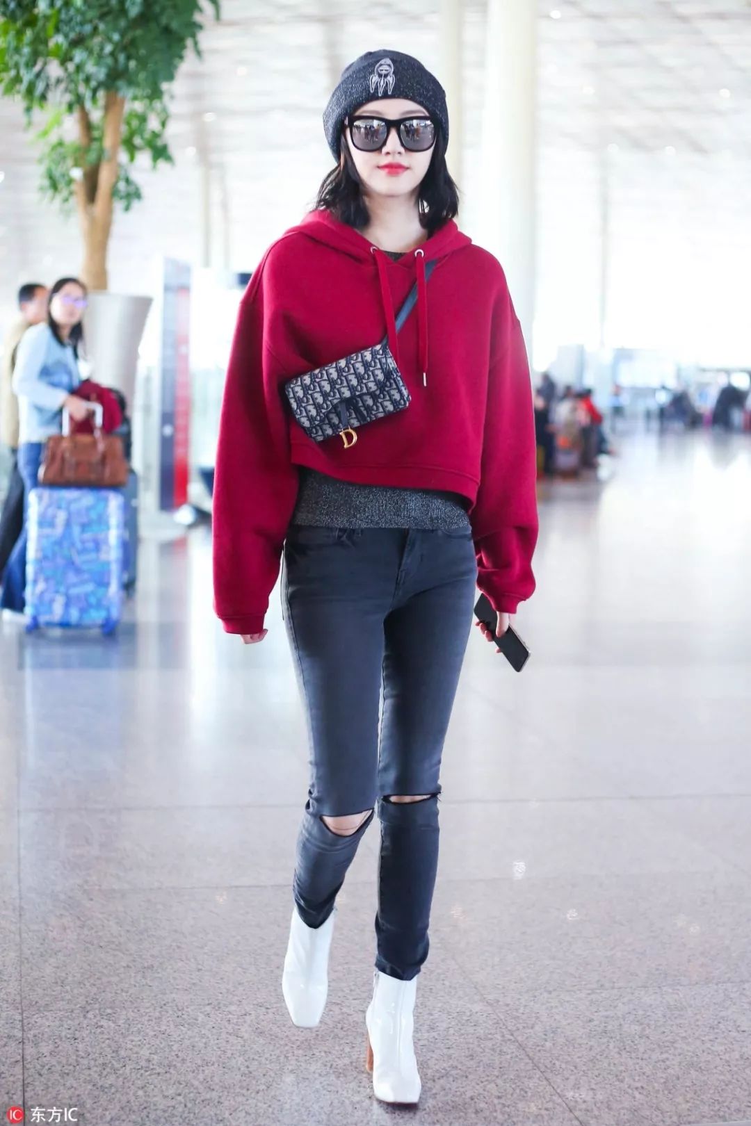 一穿红色衣服就倒霉,一穿红色就倒霉