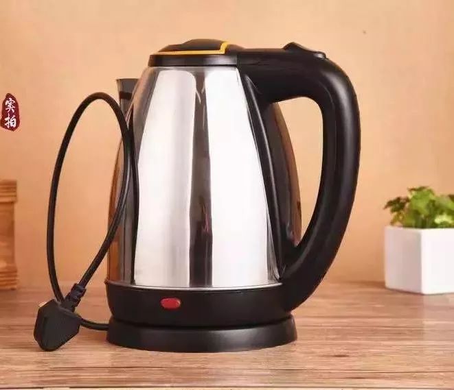 松江大型服装特卖,上海松江服装特卖