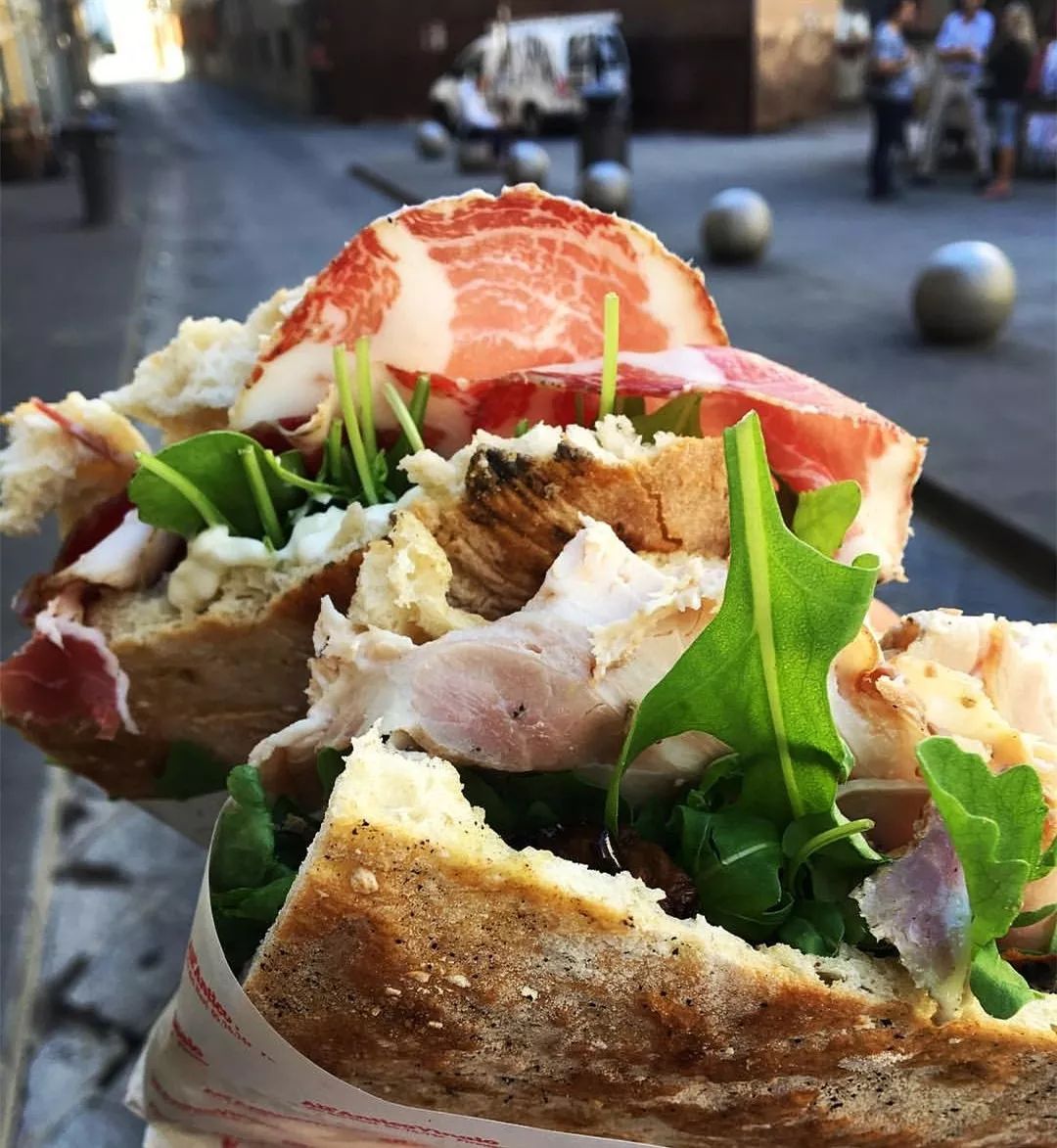 欧阳娜娜和小s现状,欧阳娜娜小s花店综艺