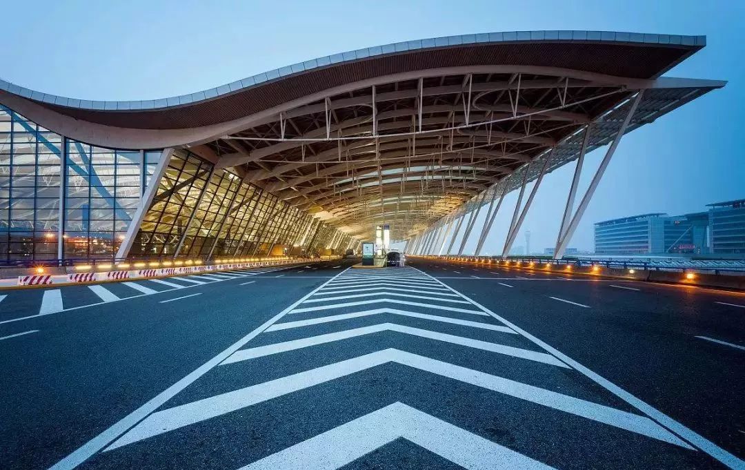 上海浦东2023年gdp增量,浦东gdp占比