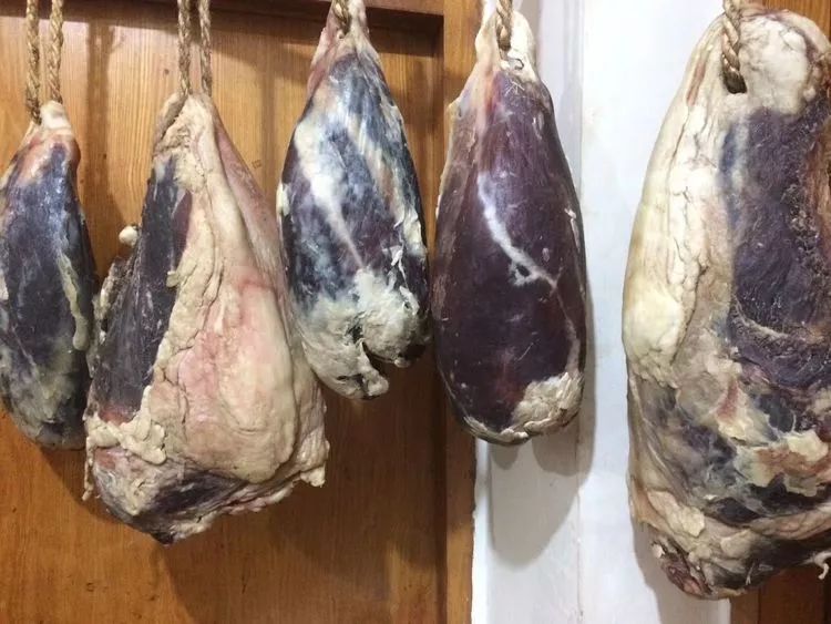 云南寻甸牛干巴做法,舌尖上的云南普洱茶