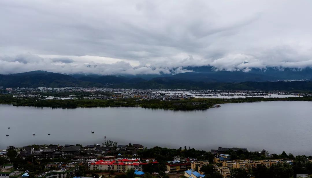 最美的风景在路上在心里,最美的风景在心里也在路上