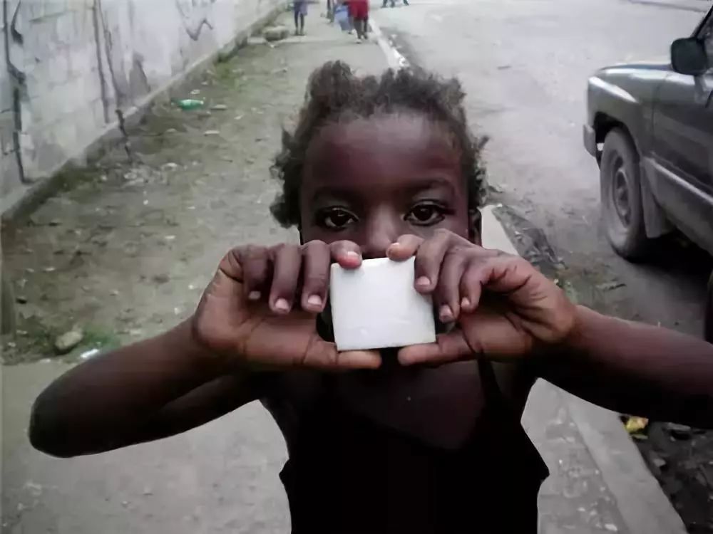 小肥皂骗局揭秘,酒店里没用完的肥皂都去哪了