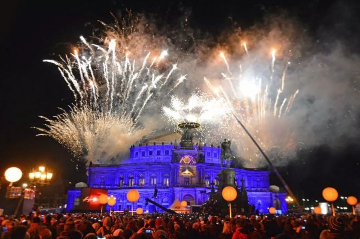 新年音乐会的乐器,施特劳斯圆舞曲新年音乐会