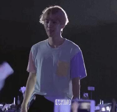 exo边伯贤最新状态,exo2016边伯贤获奖感言