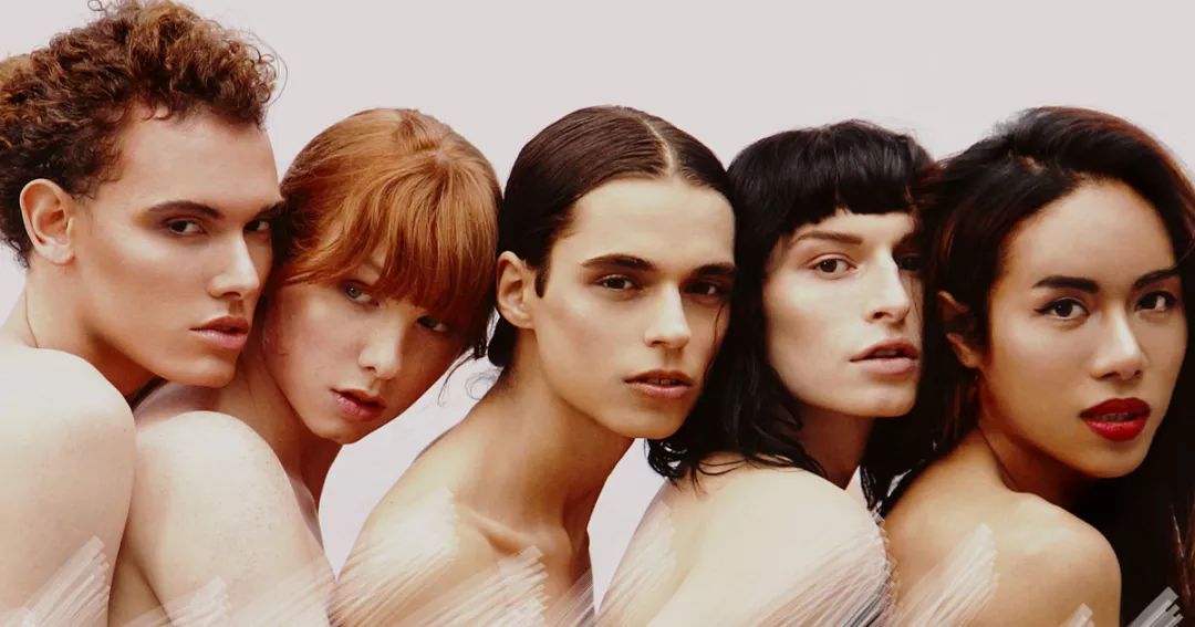 雌雄莫辨｜女孩的娇柔脸和男孩的身躯在TA身上同时出现……