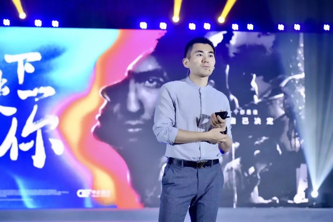 怎样通过写作赚到第一个10万,如何靠写作赚一百万