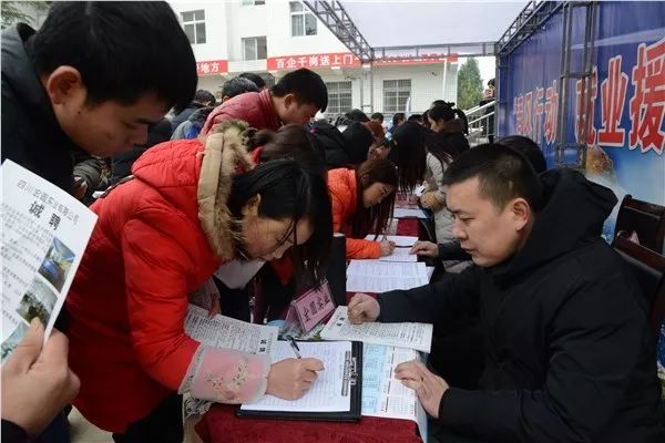 急！家乡3000多个岗位等你来（内附招聘简章）！仪陇“春风行动”专场招聘启动……