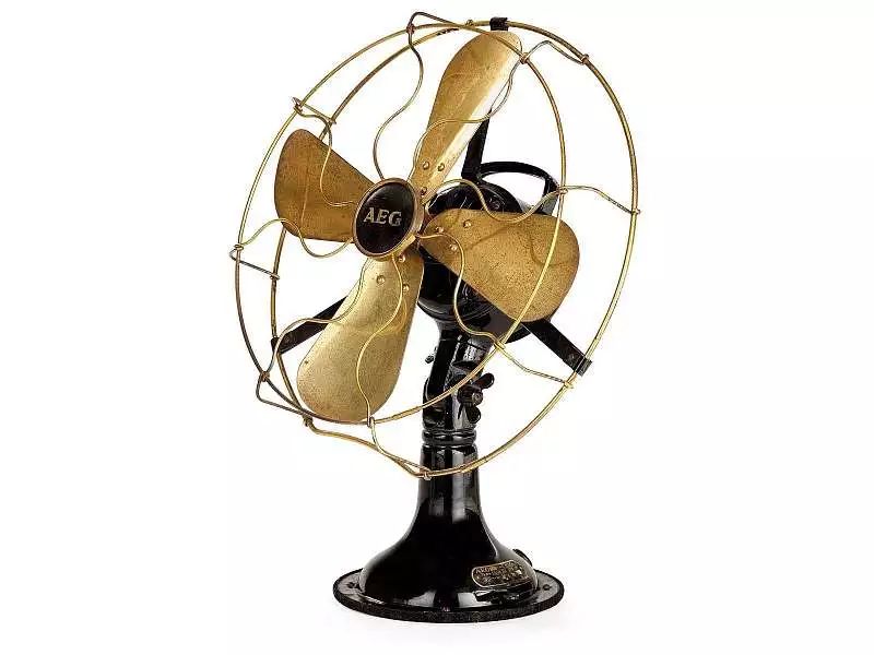 设计师需要学习哪些,当设计师需要学什么绘画