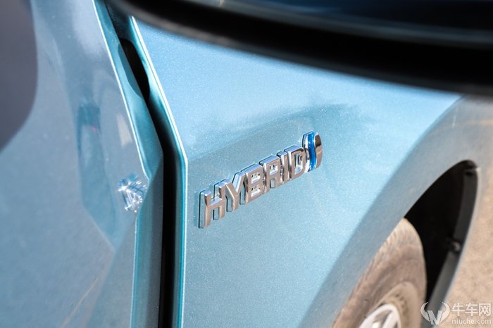 丰田卡罗拉双擎跑多少公里后省油,卡罗拉双擎精英版用什么模式省油