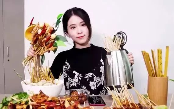 靠一个短视频火的网红,流水线网红