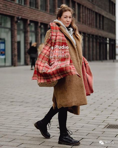 保暖抗风还能凹造型，今年这件单品可能是有毒！