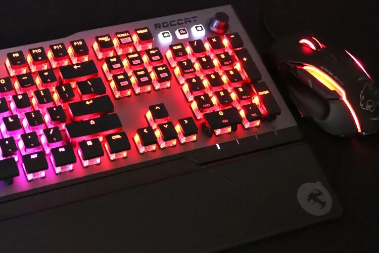 冰豹vulcanprotkl键盘评测,冰豹vulcan120aimo机械键盘