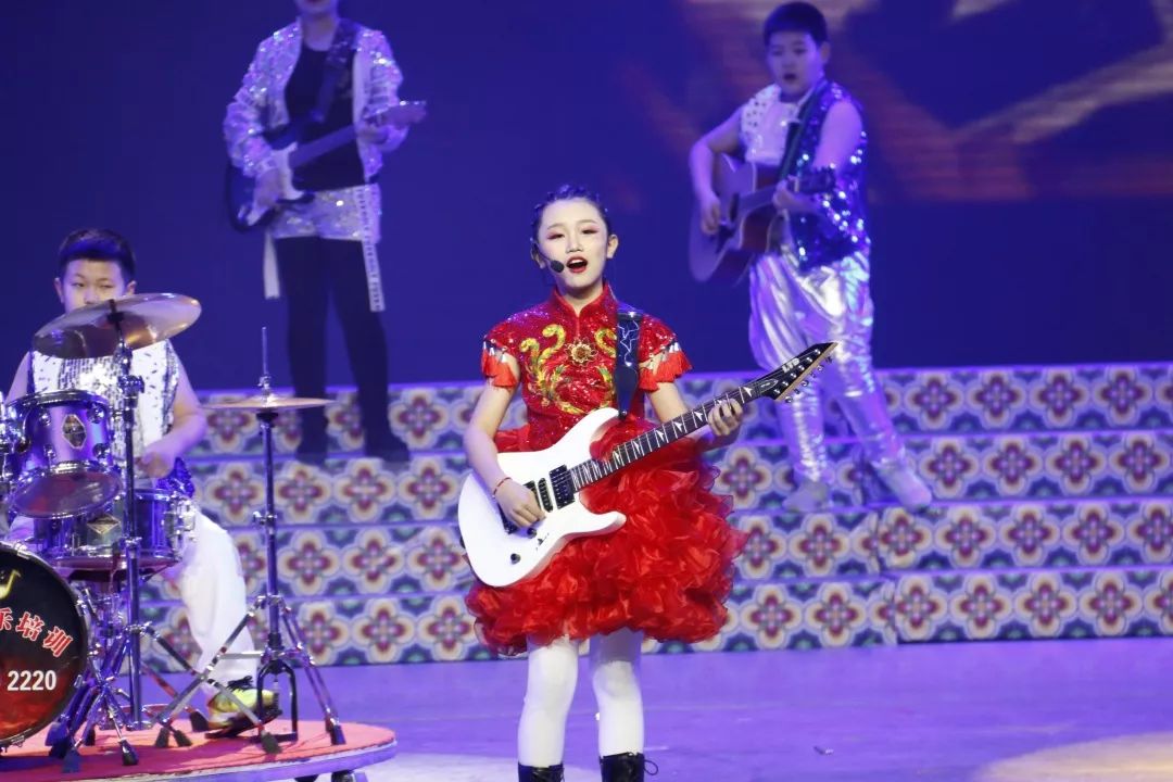 通辽足球联赛新闻,通辽足球赛直播