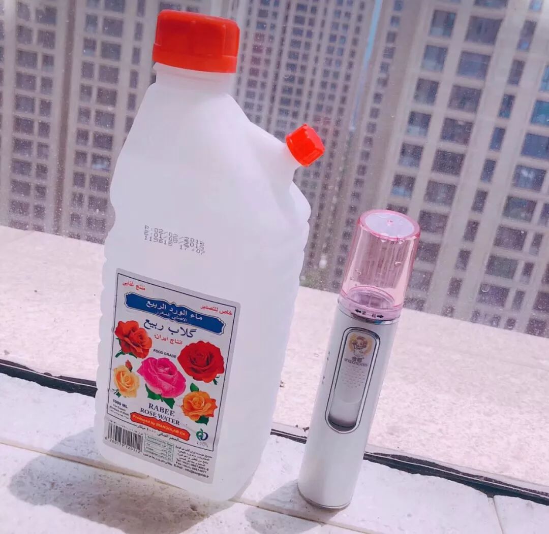 用了就想回购的补水面膜,可以当面膜湿敷的平价化妆水推荐