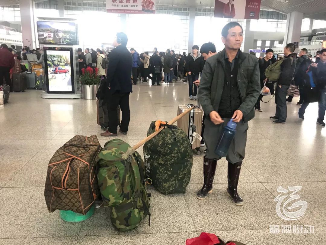 路途再拥堵也要回家过年,路途再遥远也要回家过年图片