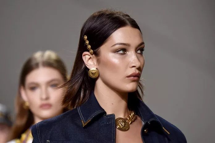 我最近｜不戴Bra都没关系，不戴发夹不能出门……