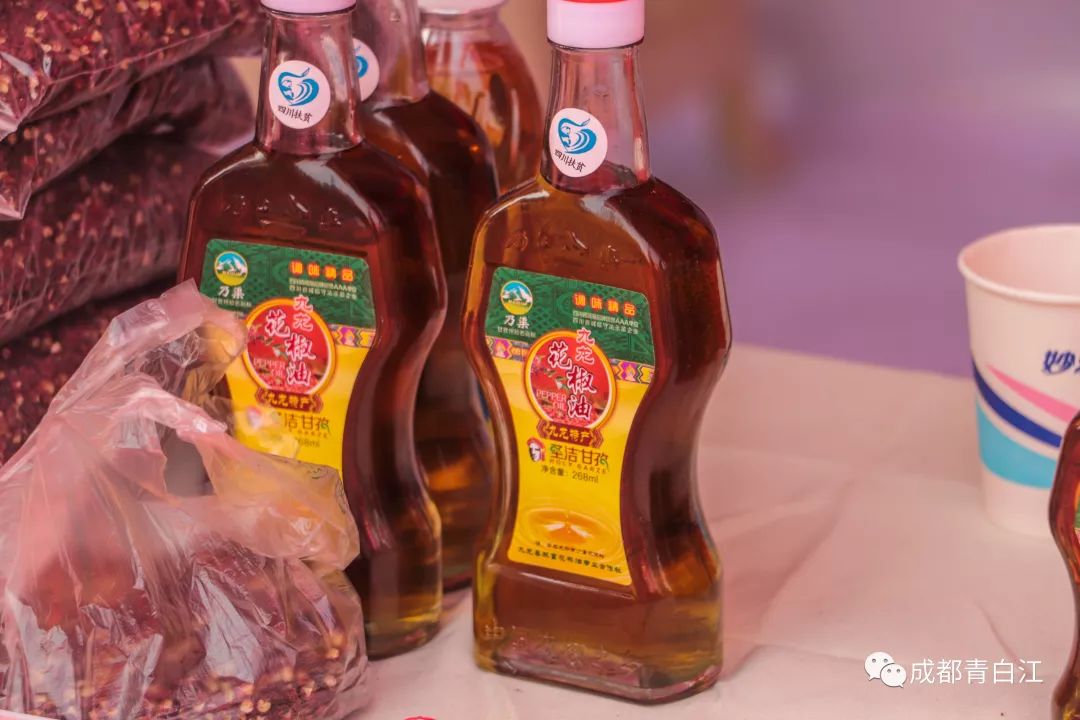 青白江的小伙伴们看过来！携手甘孜九龙，乐购别样年货！