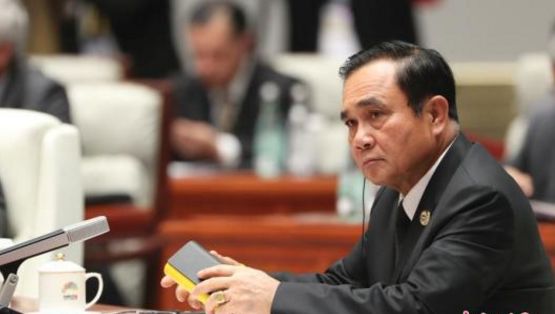 1月24日每天3分钟尽览天下事（春节期间郑州限行规则出炉/*花爆烟竹**郑州各县区全禁）