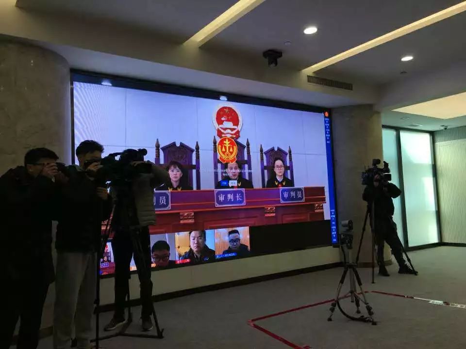 「案件」卖山寨货的淘宝店主恶意投诉正品店，结果悲剧了……电子商务法实施后杭州首例恶意投诉案昨宣判！