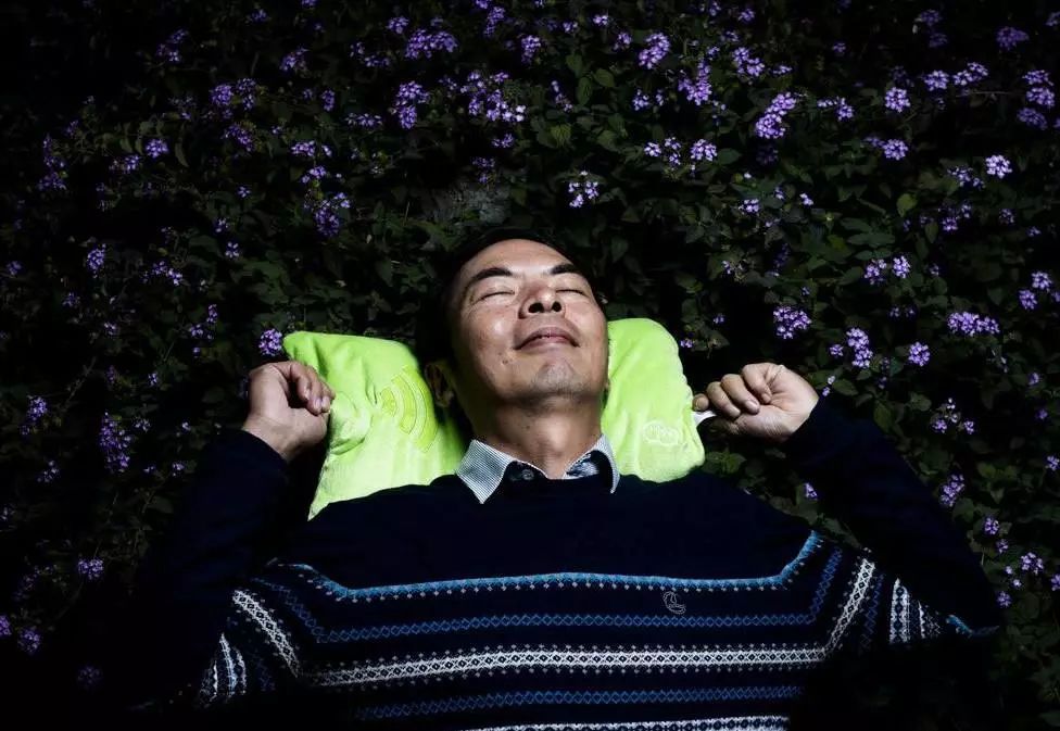 微信之父张小龙是湖南邵阳人,微信之父张小龙一天的工资多少钱