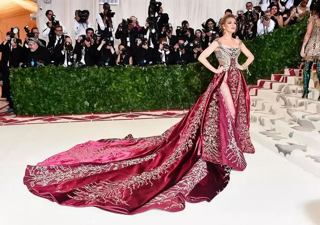 奢侈品包包褪色了怎么办,哪个奢侈品包包掉色