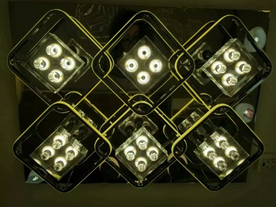 欧特朗灯具和佛山灯具哪个好,欧特朗照明灯具店