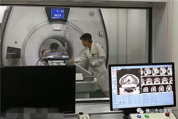 「欣喜」治疗多年痛经，还成功怀上宝宝！佛中医无创技术刷新纪录