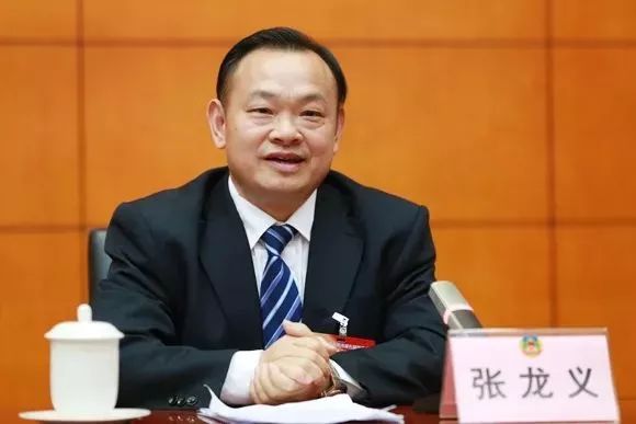 25条举措助力民营经济,两个行动助力民营经济发展方案