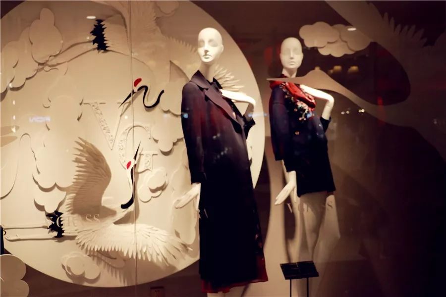 过年怎么穿才能震撼别人,过年这样穿很好看