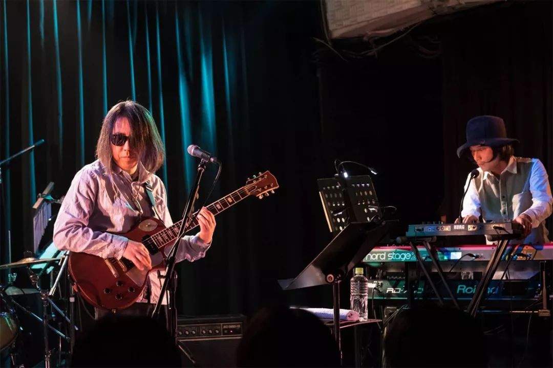 我依然欣赏藤原教父的选“吉他”眼光