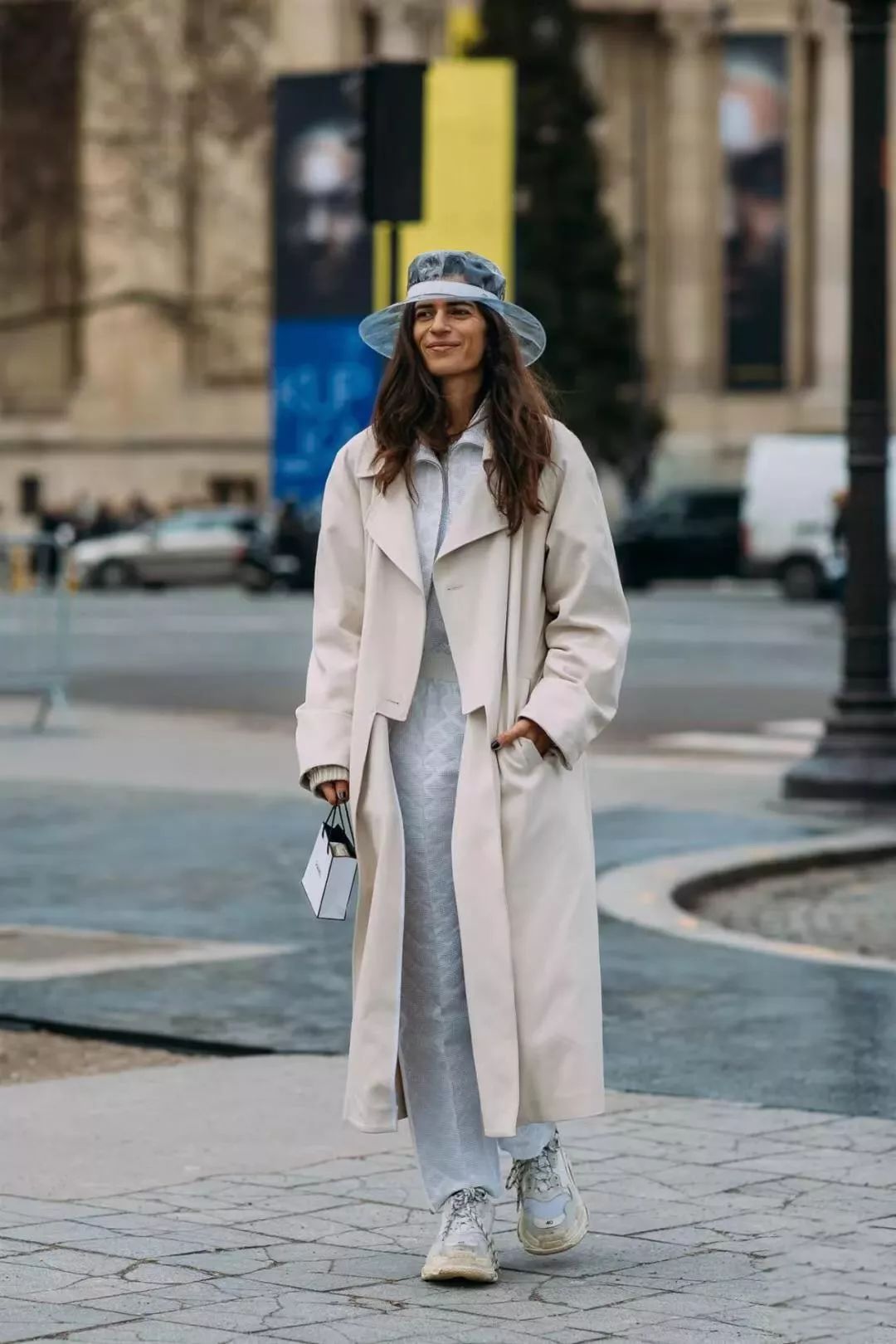 打响2021品牌第一战,用单品打造时尚感