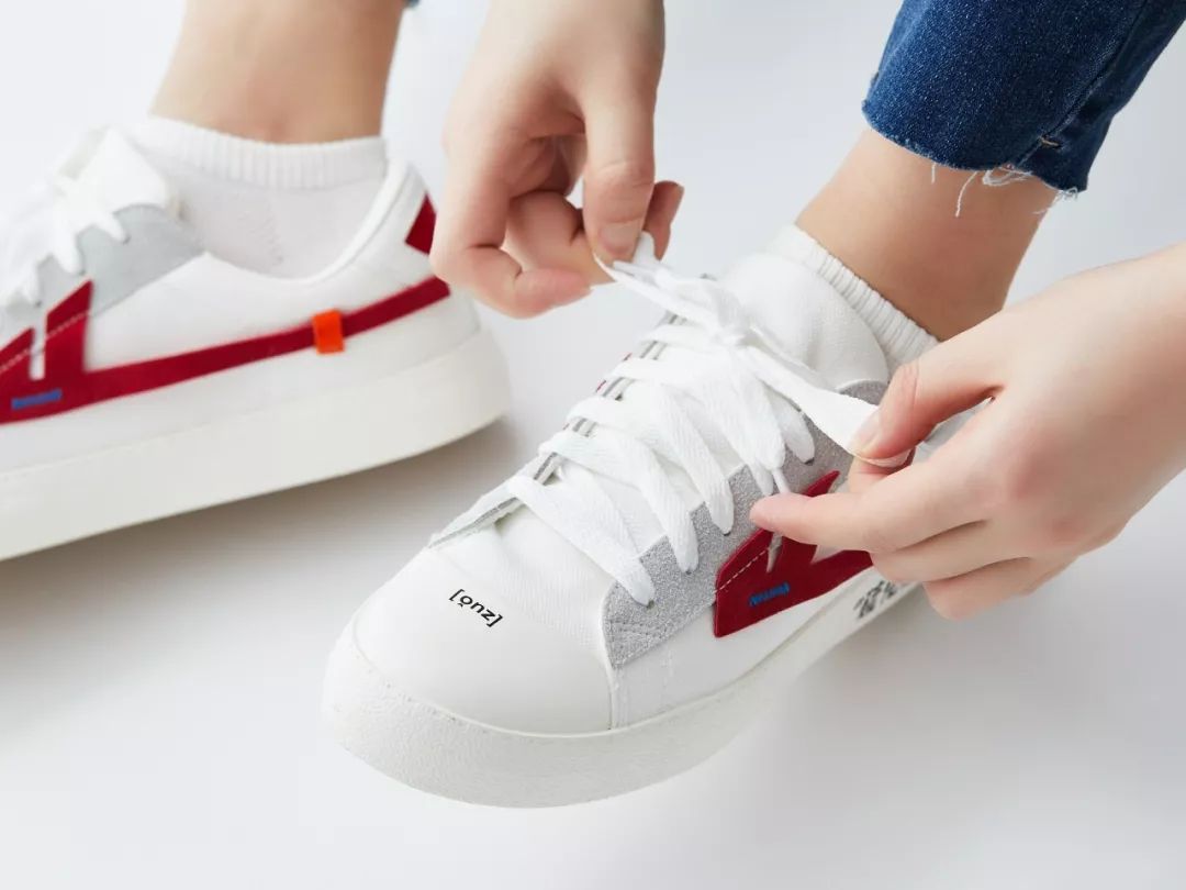 经典回力帆布鞋老款国外,回力帆布鞋国货经典