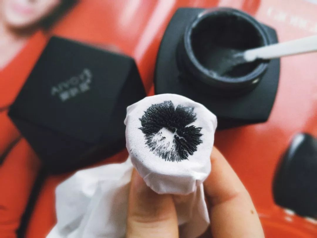 火山泥膜深层清洁面膜测评,嫩肤的白泥面膜评测