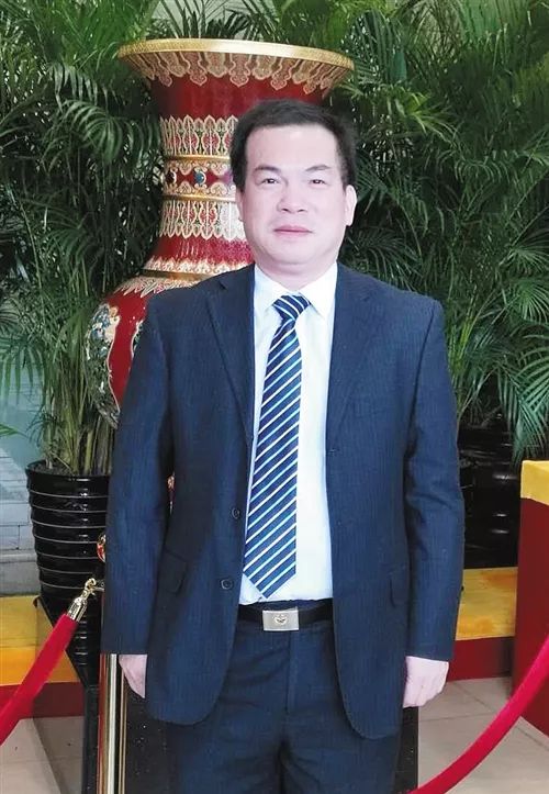 努力奔跑我们都是追梦人,努力奔跑做新时代的追梦人