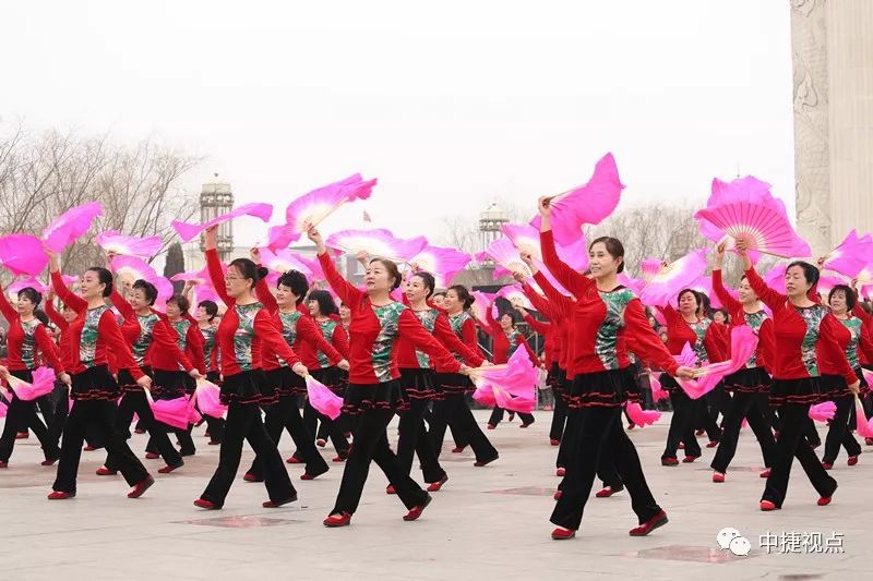 赞中国改革开放四十年的诗赏析,咏改革开放四十周年诗词