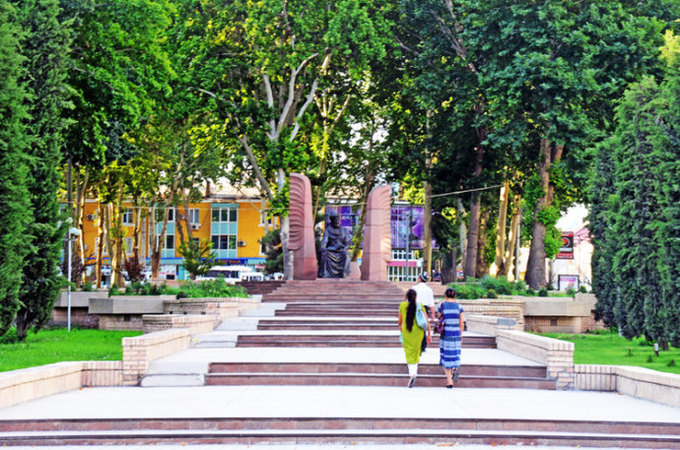 中亚的几个斯坦国,想去看看祖国的大西北