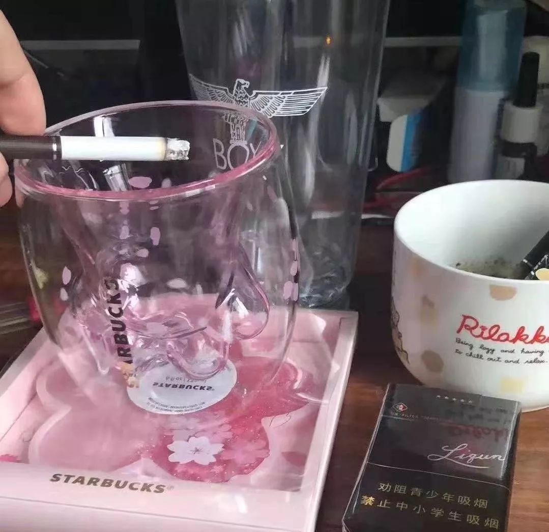 最高价炒到1300的天价杯,因为价格大打出手