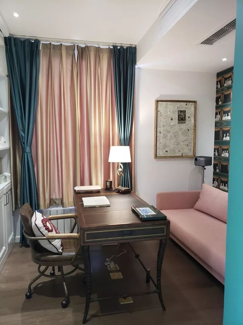 还买乌云壁纸呐？！他家藏着海外小众壁纸大全